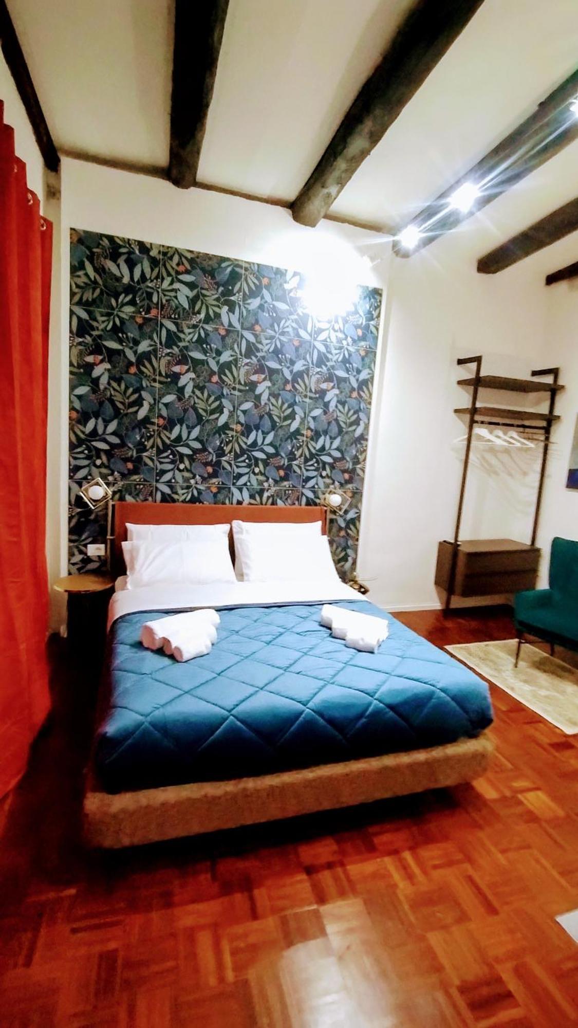 Plebiscito Suite Apartment เนเปิลส์ ภายนอก รูปภาพ