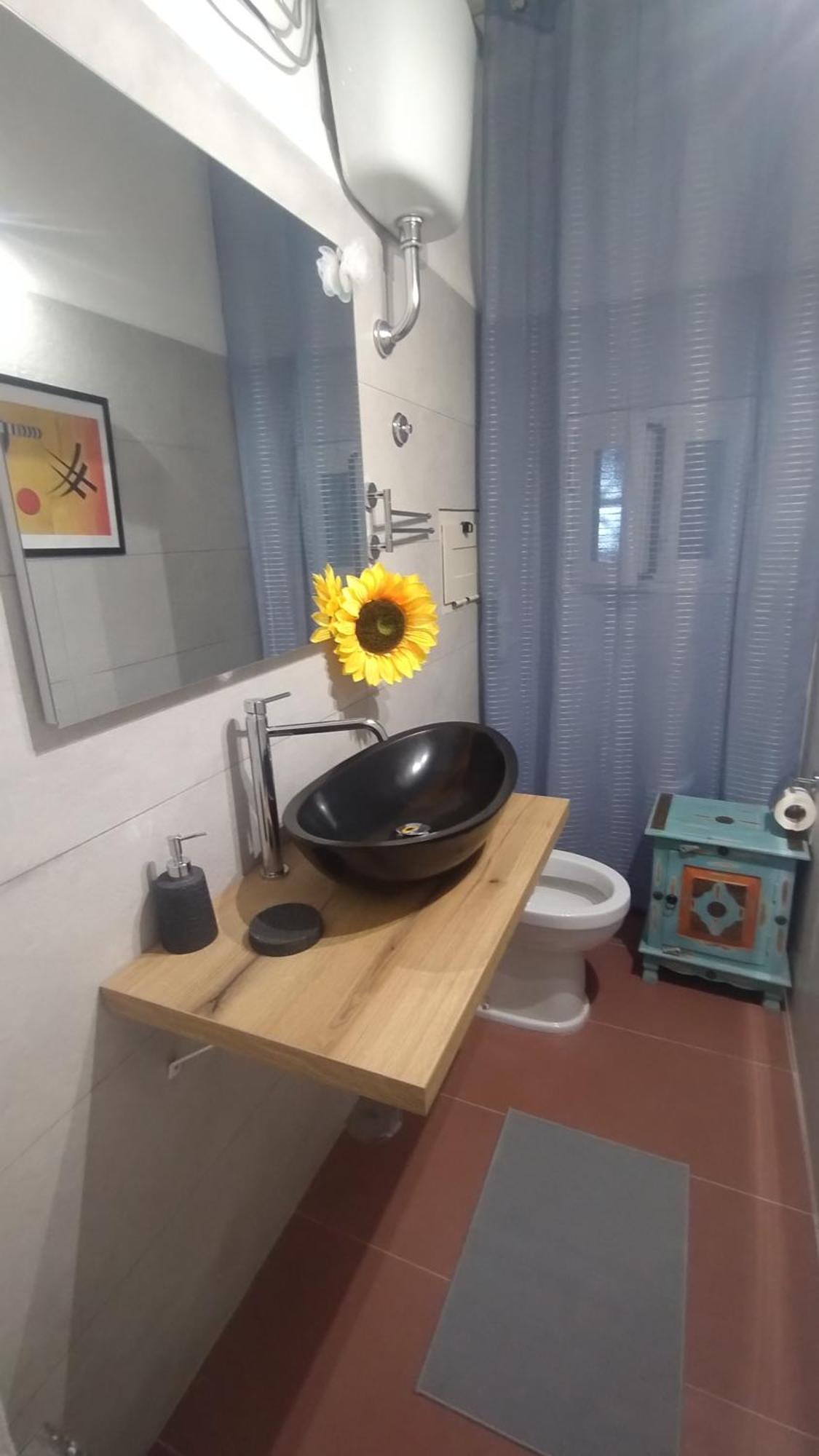 Plebiscito Suite Apartment เนเปิลส์ ภายนอก รูปภาพ