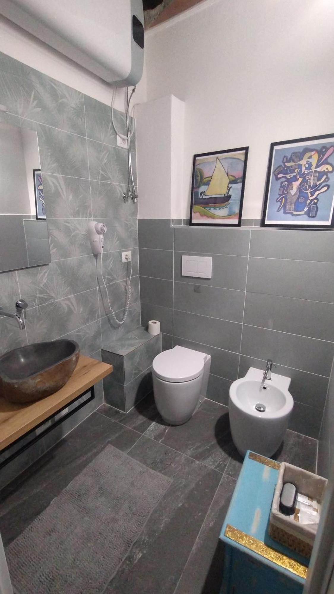 Plebiscito Suite Apartment เนเปิลส์ ภายนอก รูปภาพ